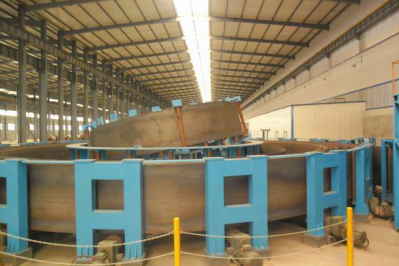 圖5 高頻焊接活套儲料裝置