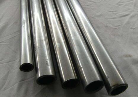 精密高頻<a href=http://www.m.shop114.cn target=_blank class=infotextkey>直縫焊接鋼管</a>.jpg